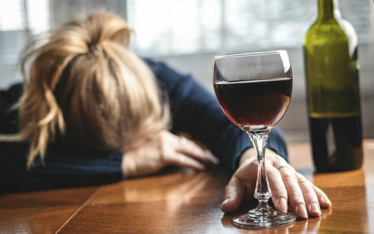 Как бросить пить алкоголь самостоятельно и навсегда